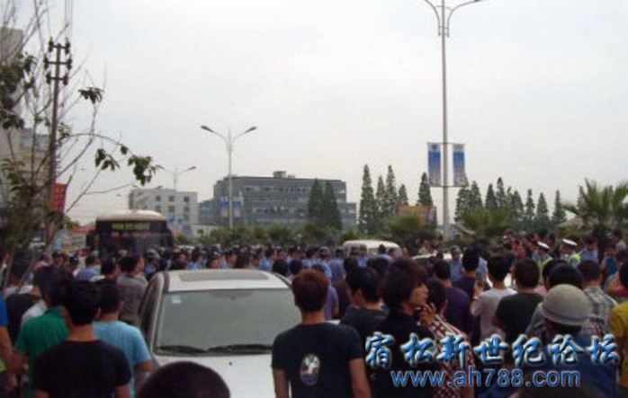 QQ截图20120528184629.jpg
