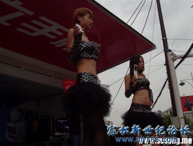 155739tkge0w1z024ed564.jpg