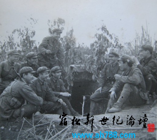 115团战士在369高地守卫的情景.jpg