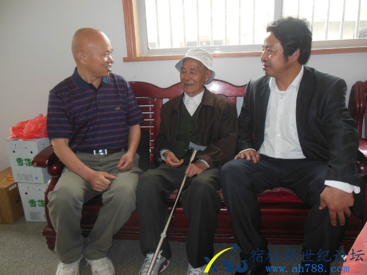 革命前辈闵启胜回访思恩洞，宿松新世纪论坛何仁 摄4.jpg