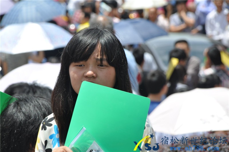 2013宿松高考现场35.jpg