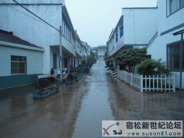 美丽山村.jpg