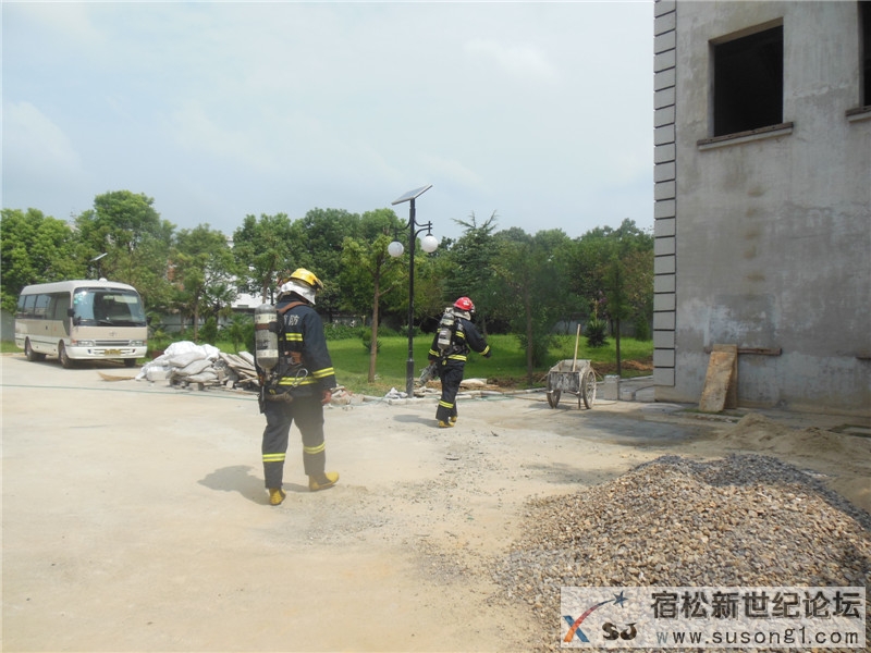 宿松新世纪论坛《周末走基层》栏目组走进宿松消防70.jpg