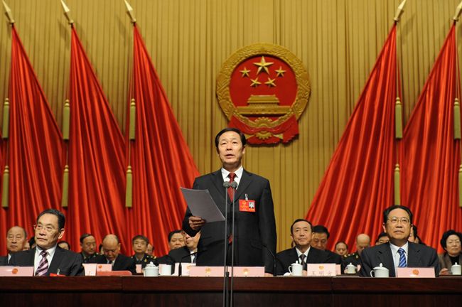 1月26日上午9时，安徽省十二届人大四次会议在安徽大剧院开幕。安徽省人大常委会主任张宝顺主持会议。