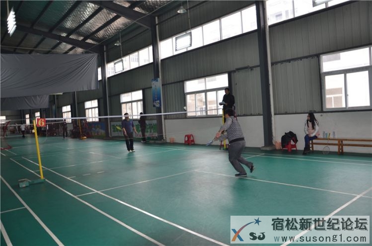 宿松建筑协会首届“建筑杯”羽毛球友谊赛，宿松新世纪论坛何仁摄19.jpg