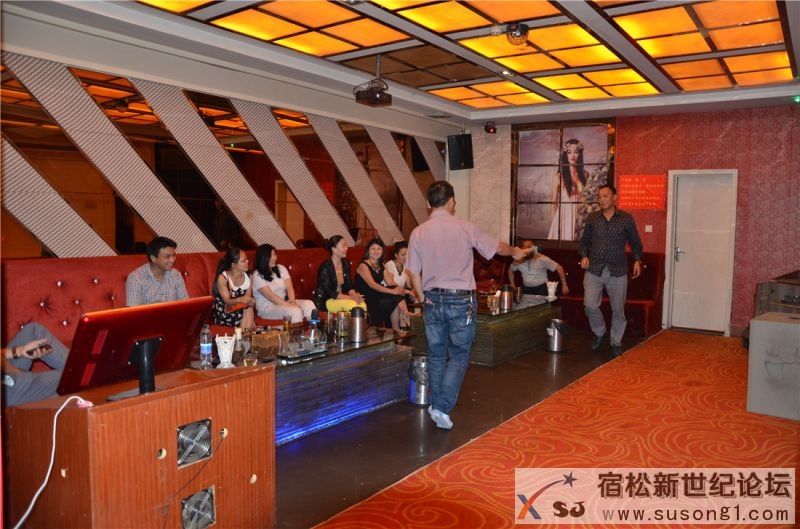 海天丽景KTV宿松新世纪论坛何仁摄1.jpg