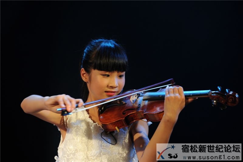 宿松县首届民间公益义演暨宿松籍艺人张真菲回家乡义演23.jpg