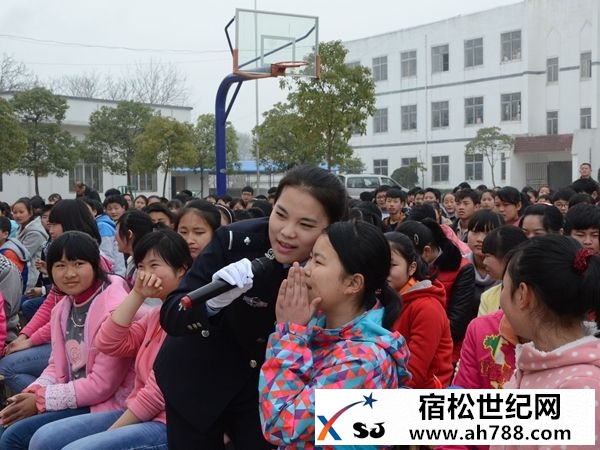 宿松交警：铿锵玫瑰校园行4.jpg