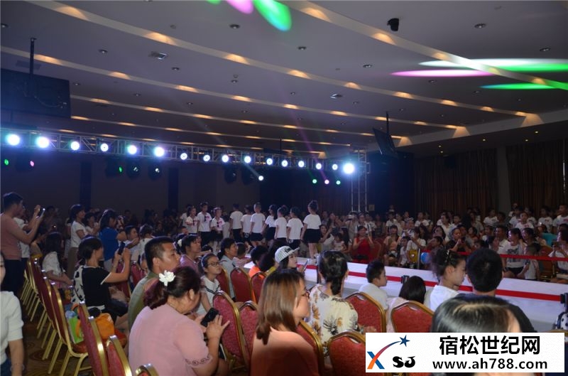 太华眼镜杯2016中国儿童风采模特大赛宿松分赛区开赛10.jpg