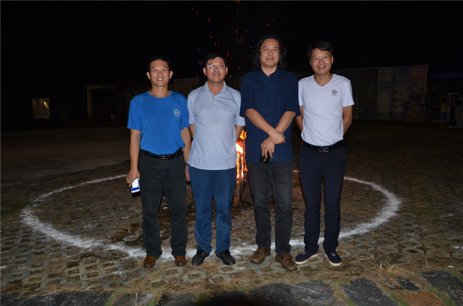 石莲洞金秋风情篝火晩会惹人眼 (2).jpg