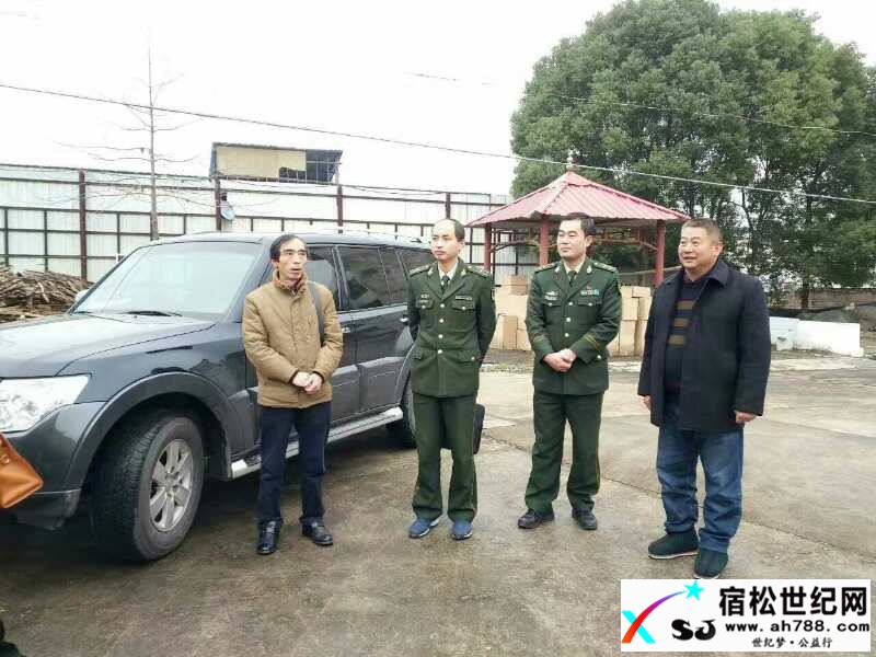 安庆市民政、消防到温馨老年公寓检查指导工作.jpg