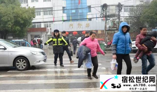 宿松交警过节鲜为人知的故事 (6).jpg