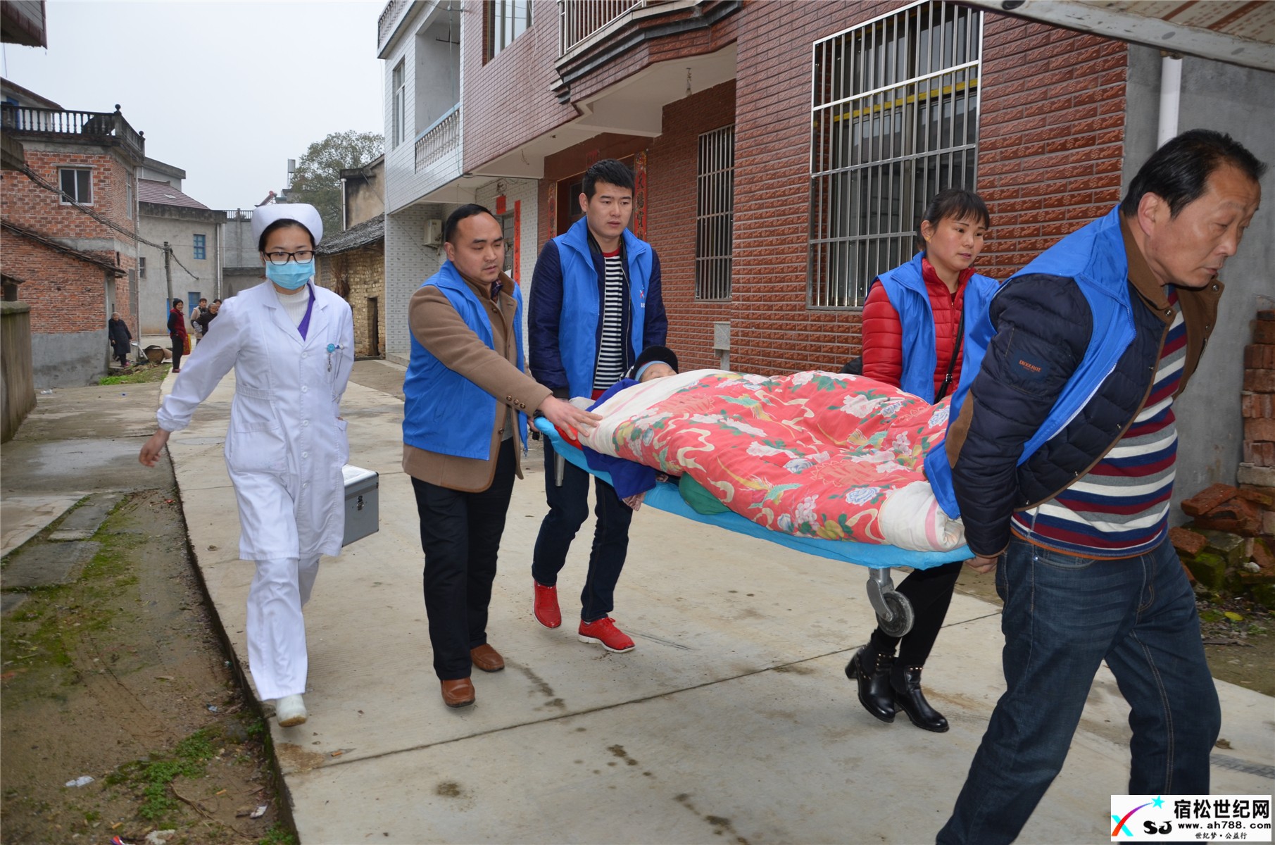 扶弱助残 共同承担 ——宿松新世纪论坛公益协会组织特别扶弱助残公益活动宿松世纪网