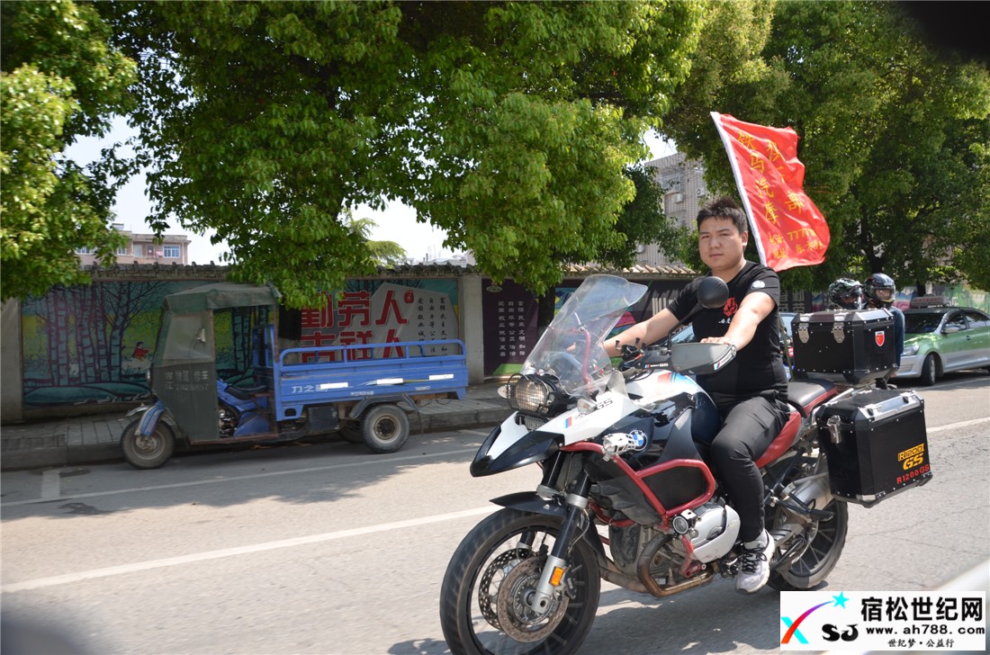 DSC_9808.jpg