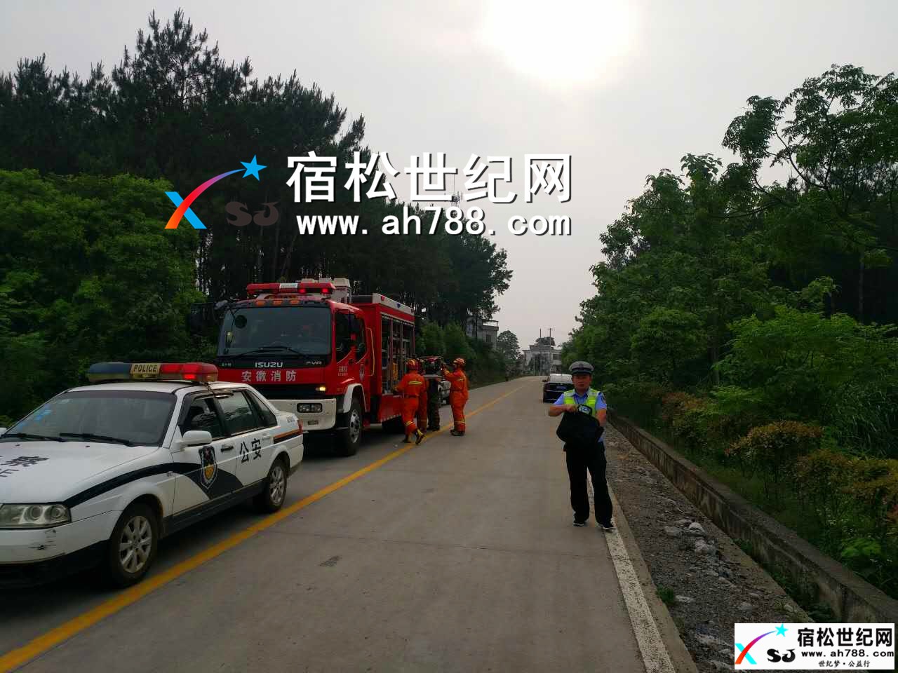 微信图片_20170531184406_副本.jpg