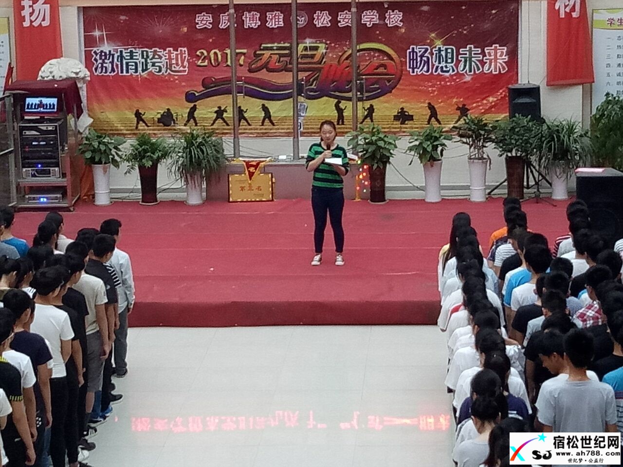 学生代表.jpg