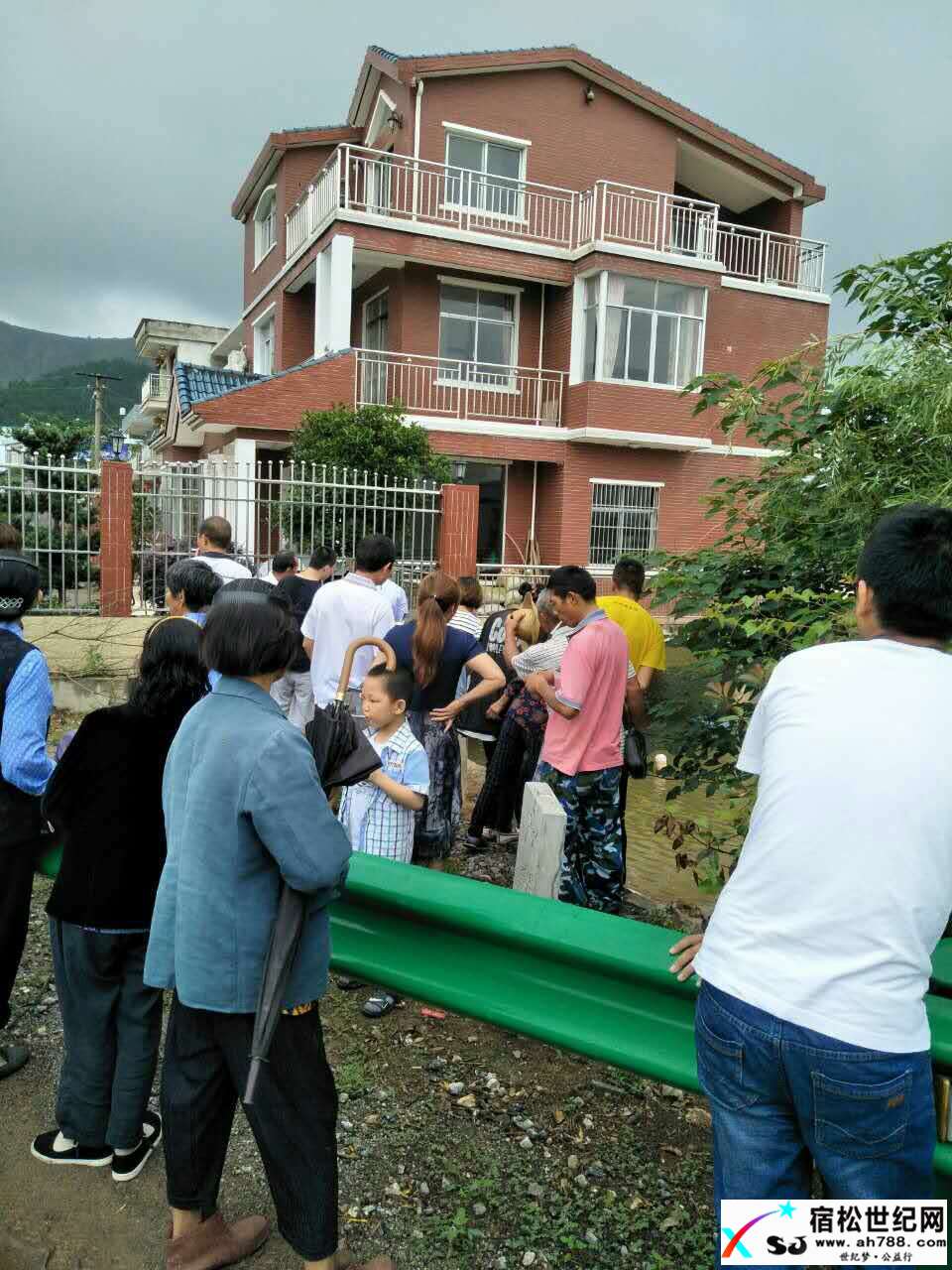 微信图片_20170611112558.jpg