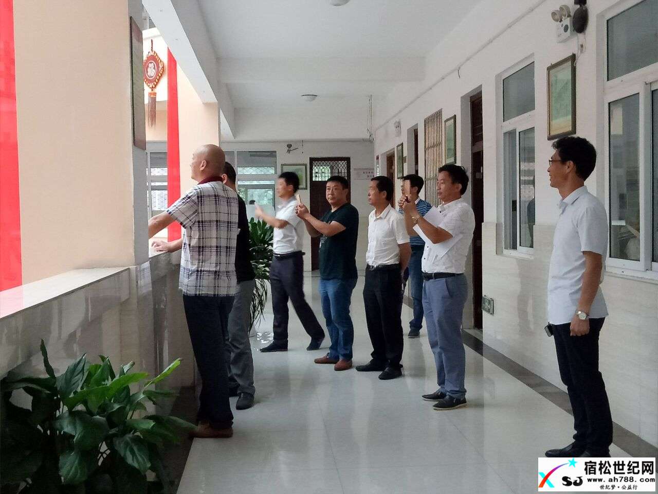 参观.jpg