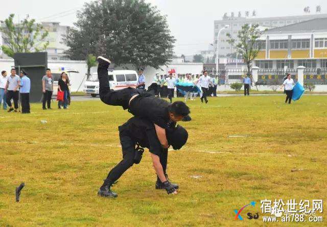 宿松举行全县反恐应急处突演练暨公安机关十九大安保誓师大会，宿松世纪网 (24).jpg