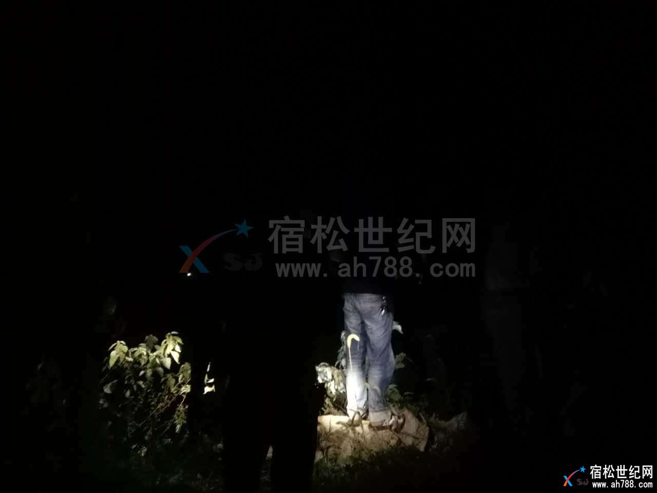 微信图片_20170922193548_副本.jpg