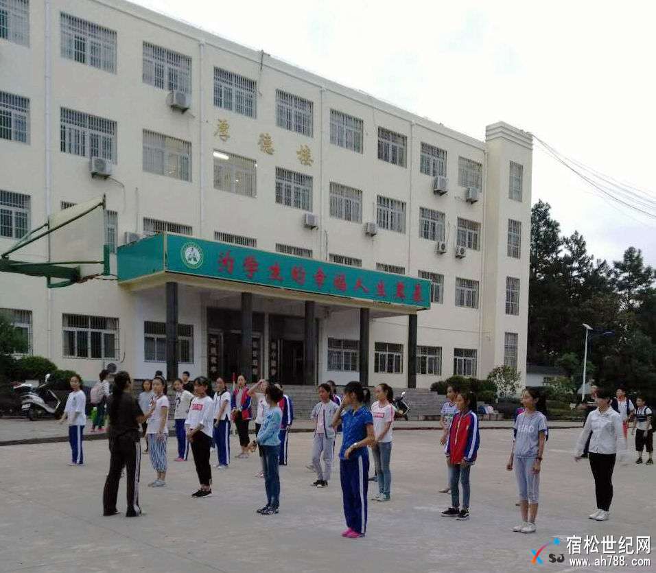 啦啦操队 (1)_副本.jpg