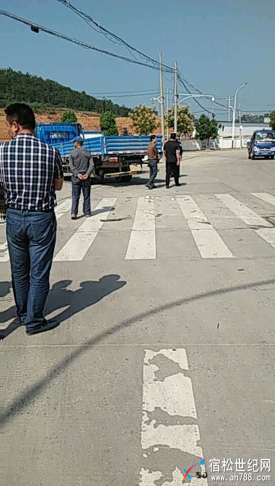 110939ieinkzm1umzhi13k.jpg
