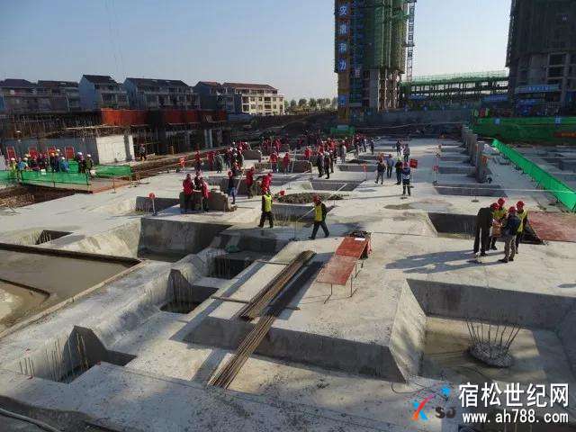 宿松房产协会应邀参加“全国建筑装修工匠之乡”黄梅县举行首届建筑工匠技能大赛 (13).jpg