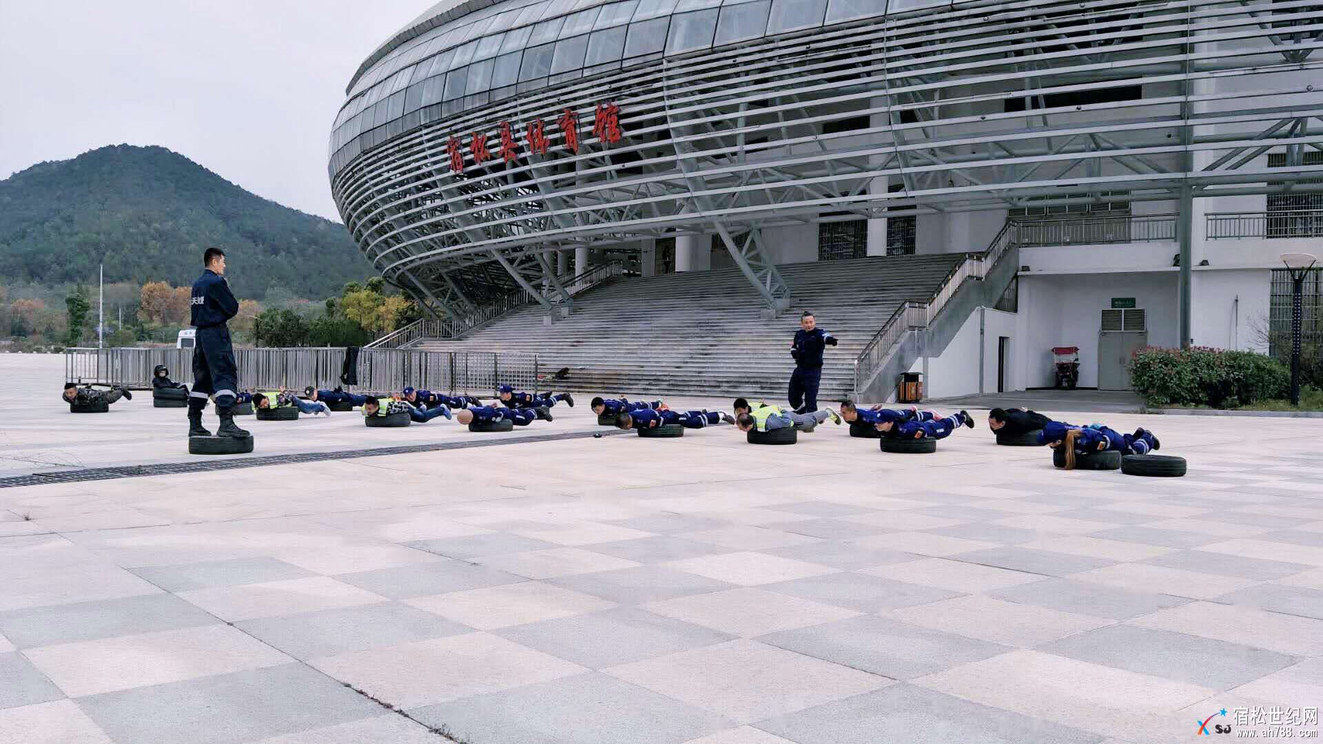 微信图片_20171112221717.jpg