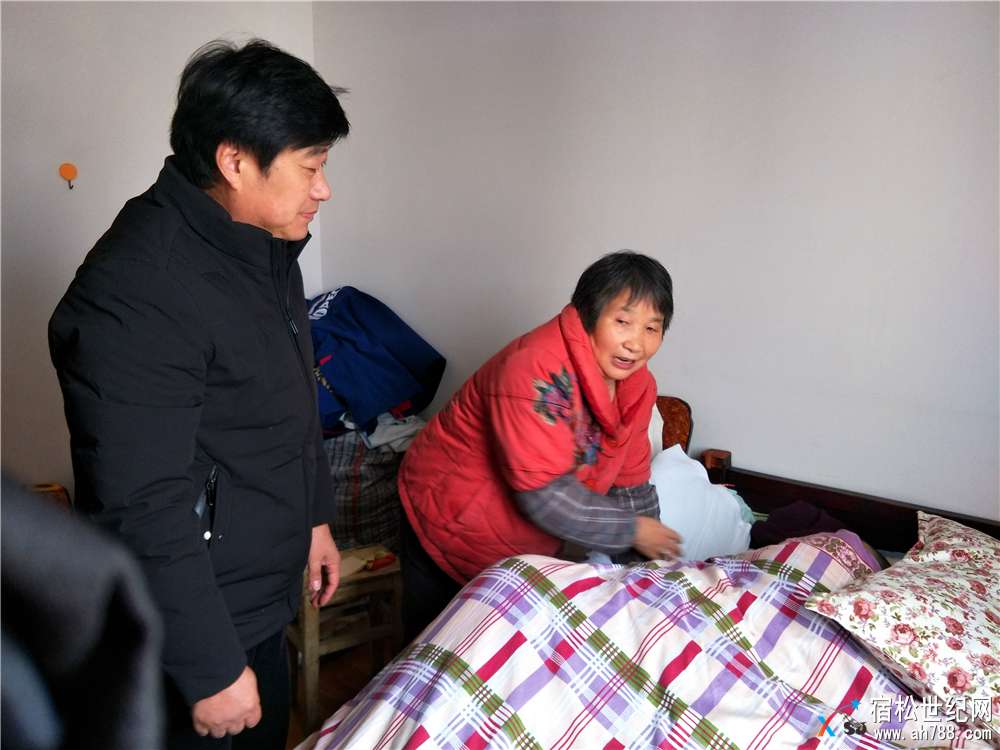 这个冬日暖洋洋——公益人士王孟鸣登门助残记.jpg