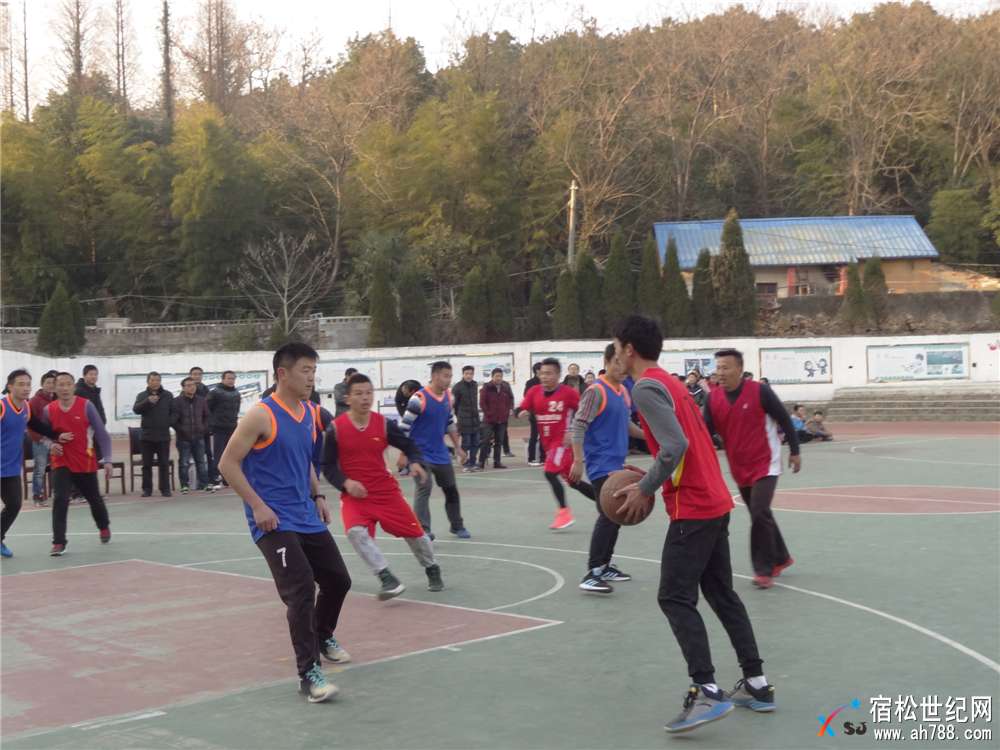 广福初中到实验中学开展篮球友谊比赛 (6).jpg