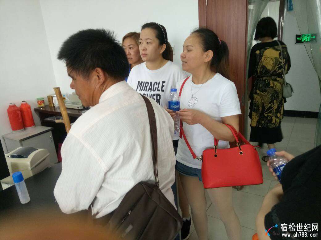 180713zd2ed0vzg2zqbw2j.jpg