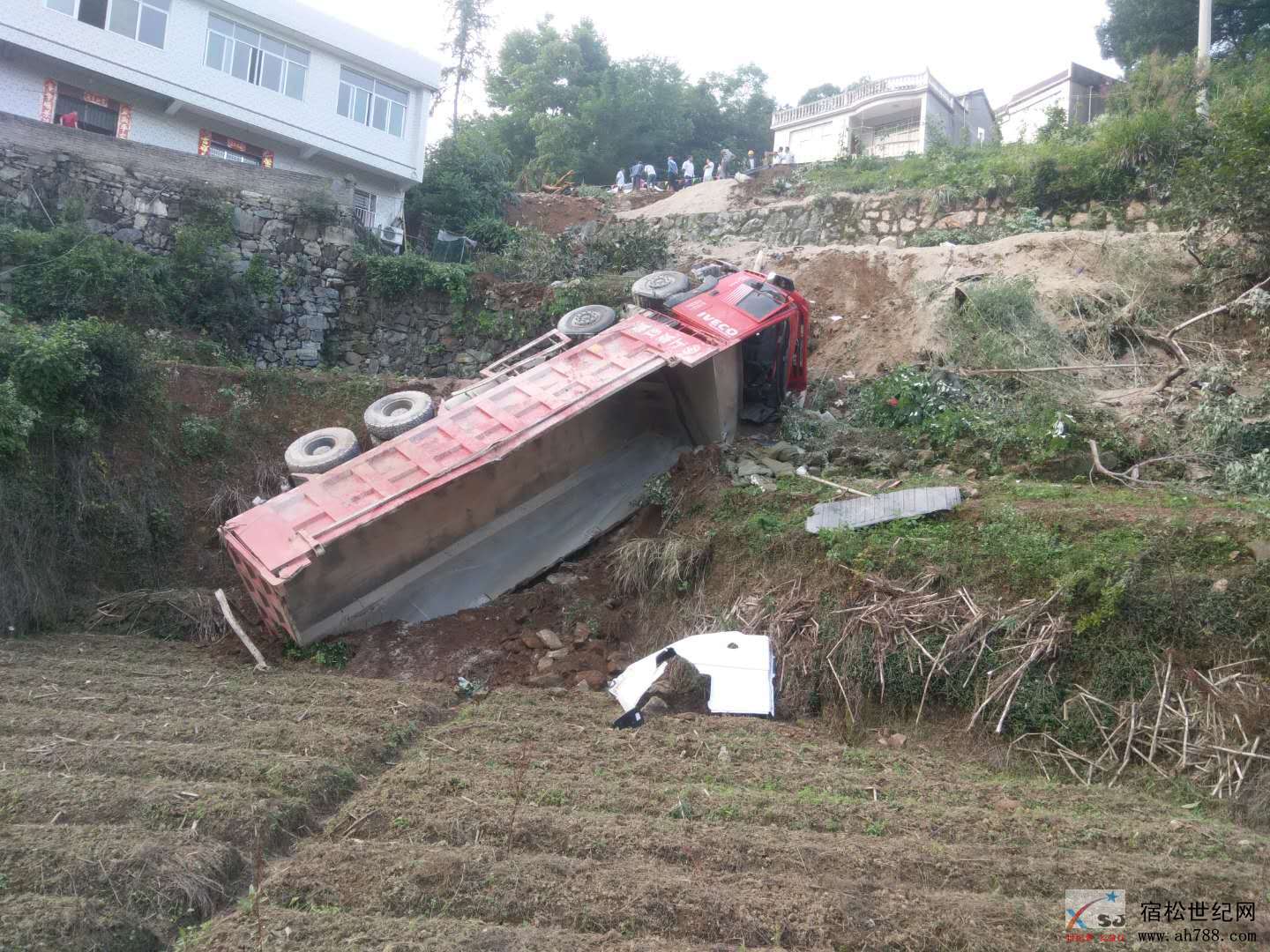 微信图片_20180610183146.jpg