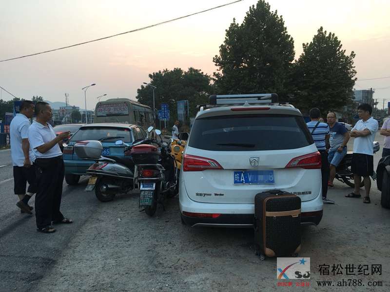微信图片_20180801140524_副本.jpg