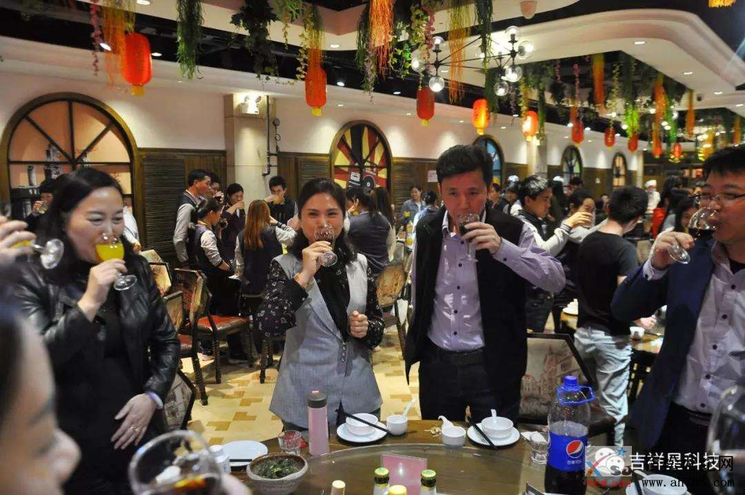 1·8.jpg