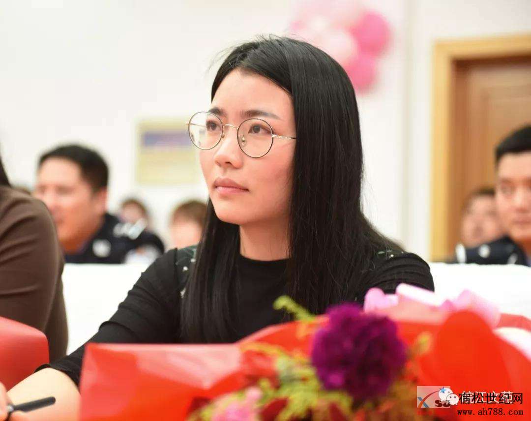 王倩文.jpg