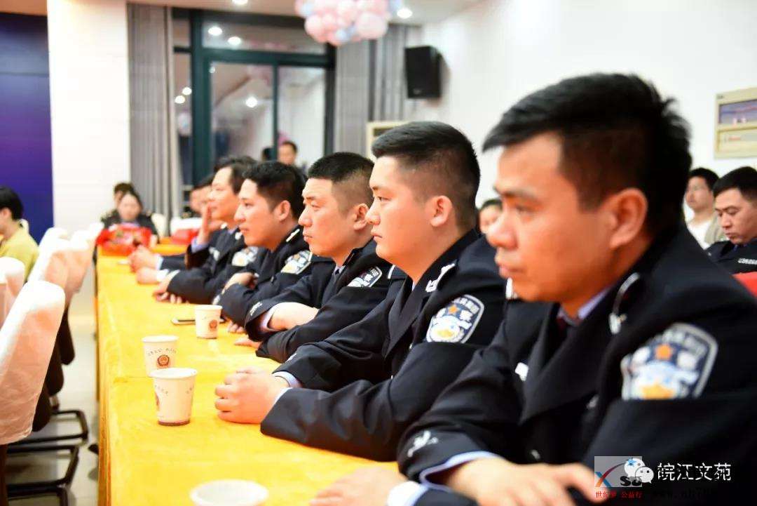 座谈会5.jpg