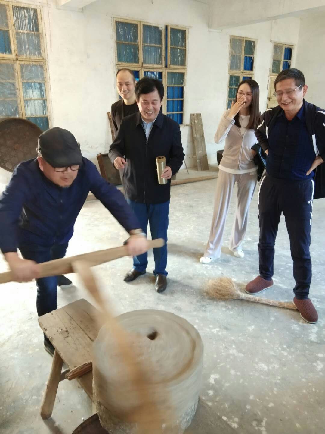 摇啊摇，摇到外婆桥——记宿松县民间民俗收藏第一人司国庆 (20).jpg
