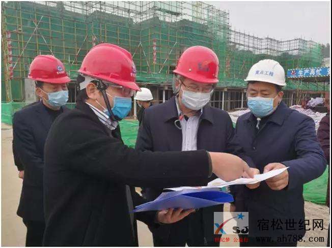 王赵春督导城区重点工程复工和疫情防控工作.jpg