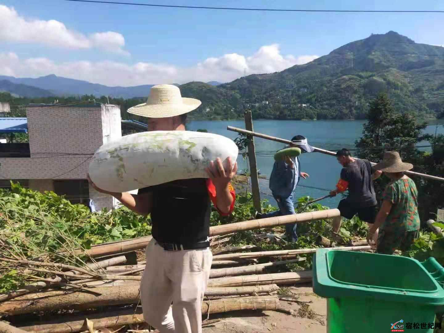 陈汉乡库南村积极开展人居环境“六乱”整治工作 (2).jpg