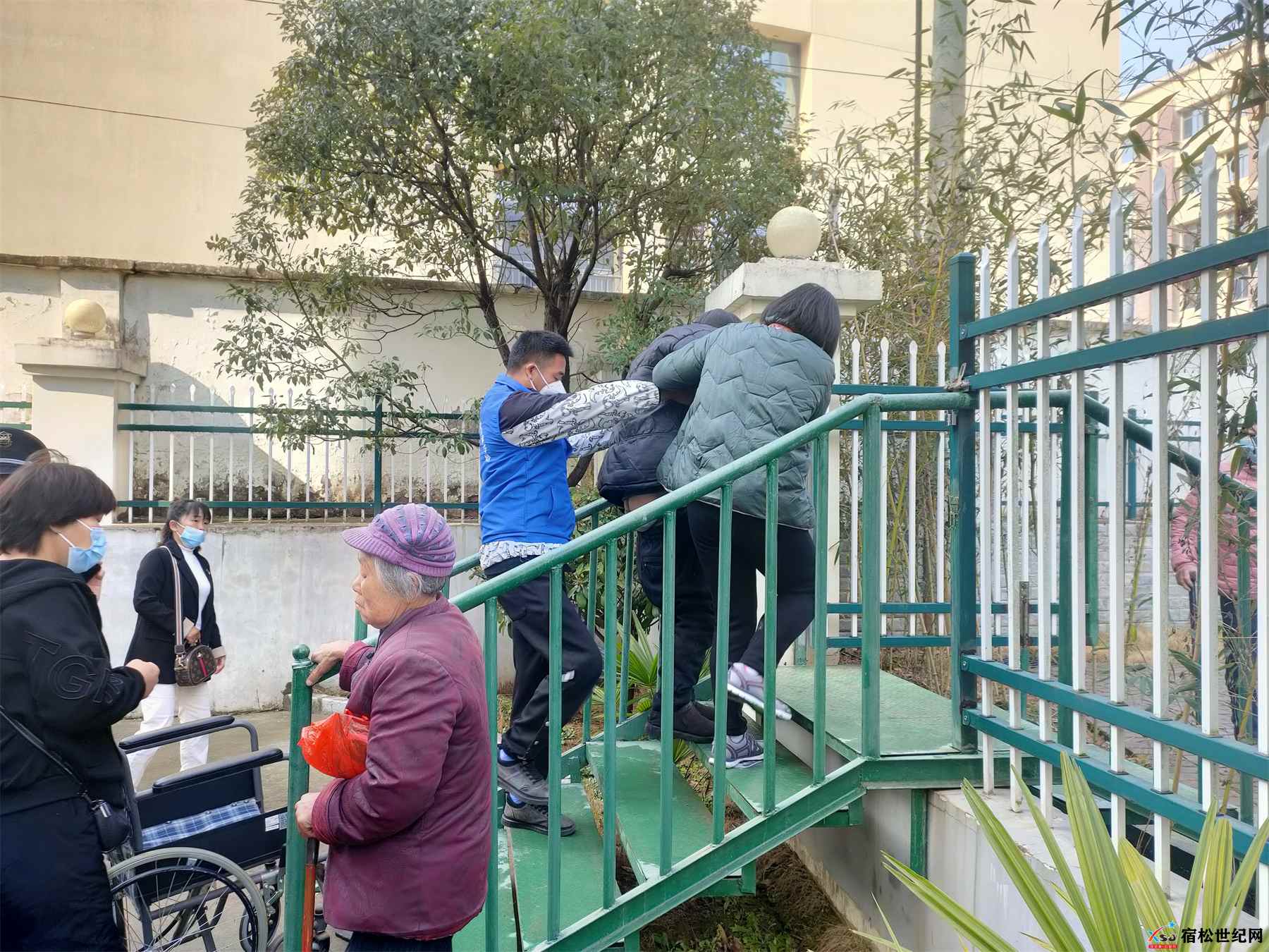 宿松：学雷锋、记初心、乐助残 公益人士们在行动06.jpg