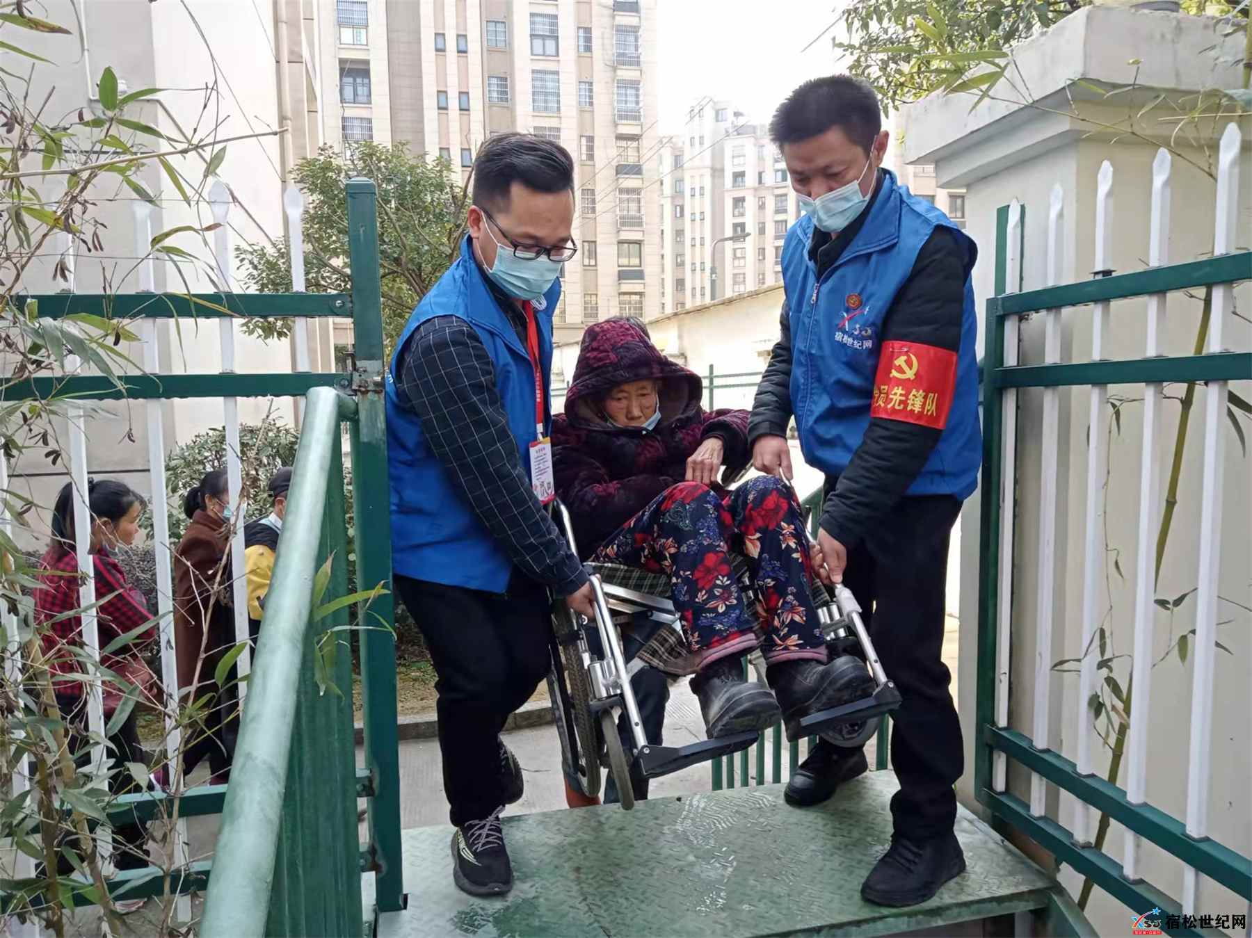 宿松：学雷锋、记初心、乐助残 公益人士们在行动09.jpg
