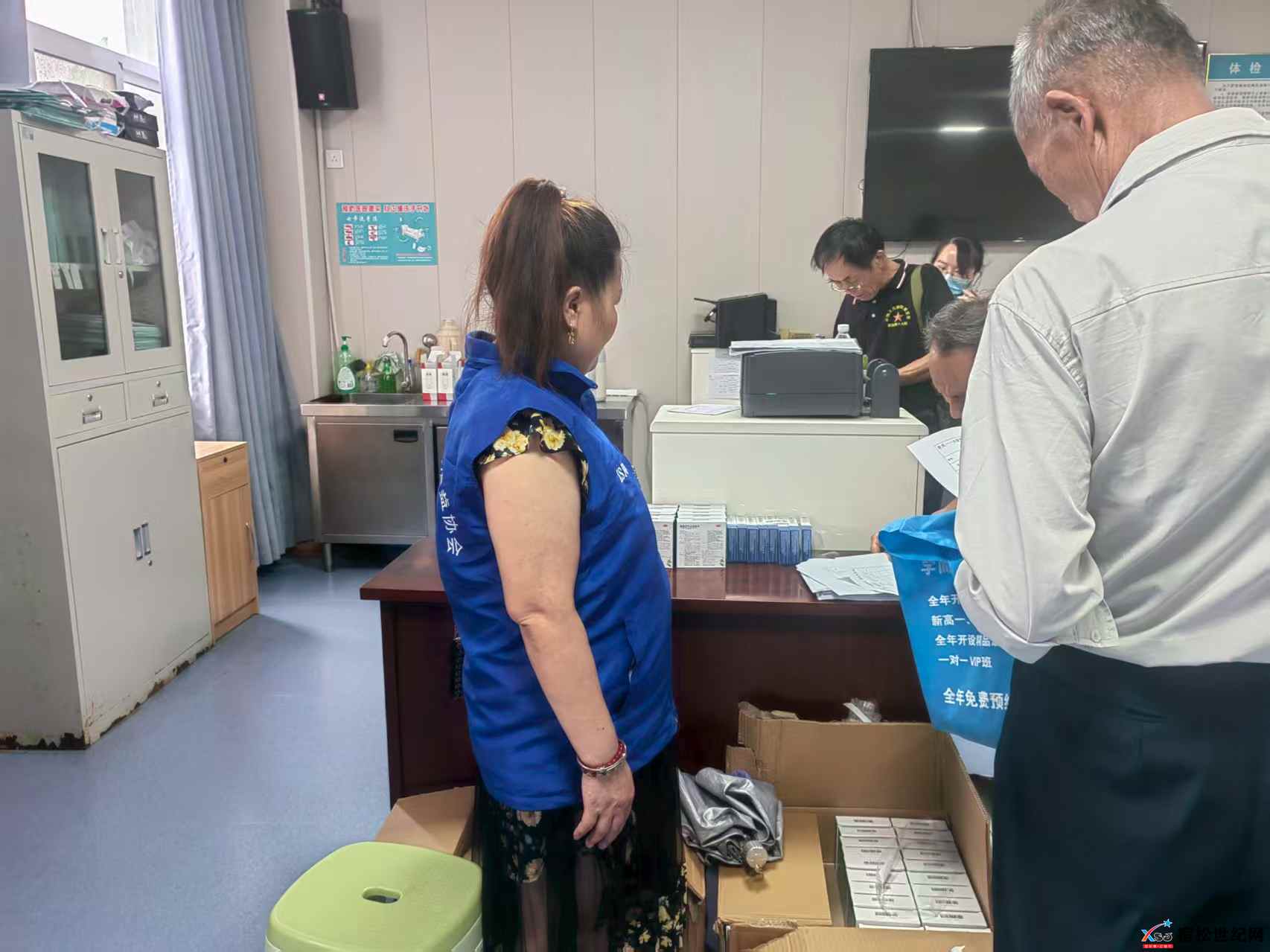 宿松公益红耀江淮服务队助力退役军人事务局义诊活动 (3).jpg